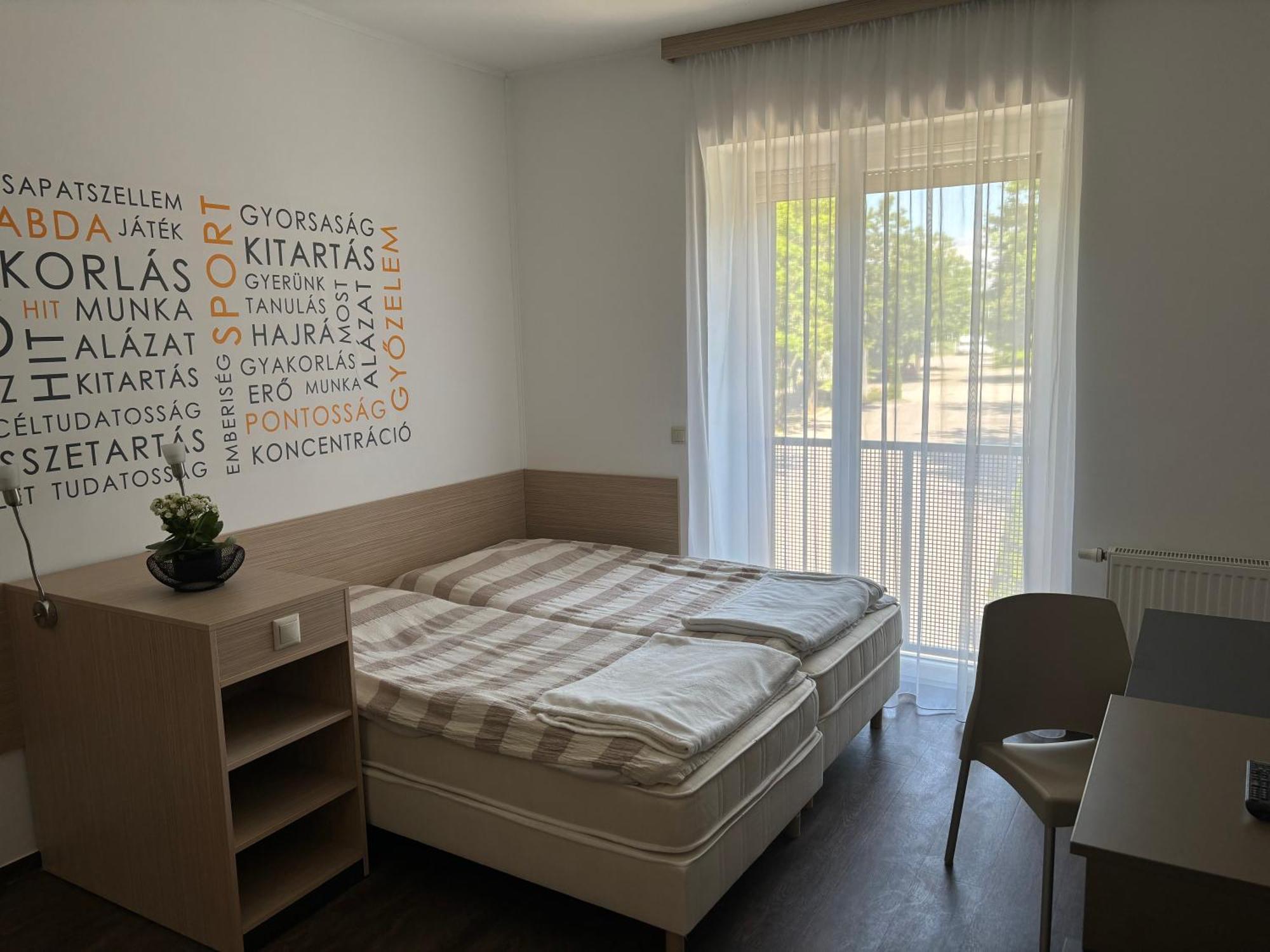 Skc Siofok Aparthotel Buitenkant foto