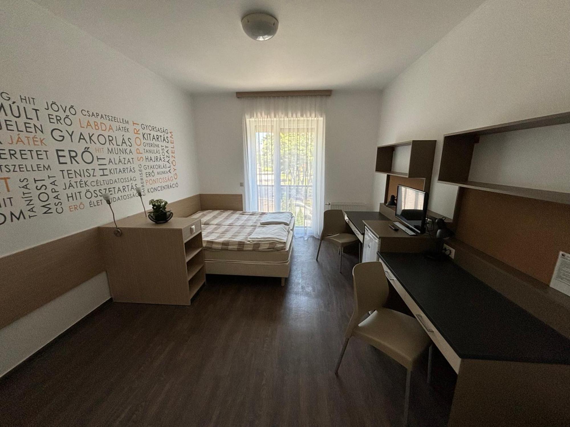 Skc Siofok Aparthotel Buitenkant foto